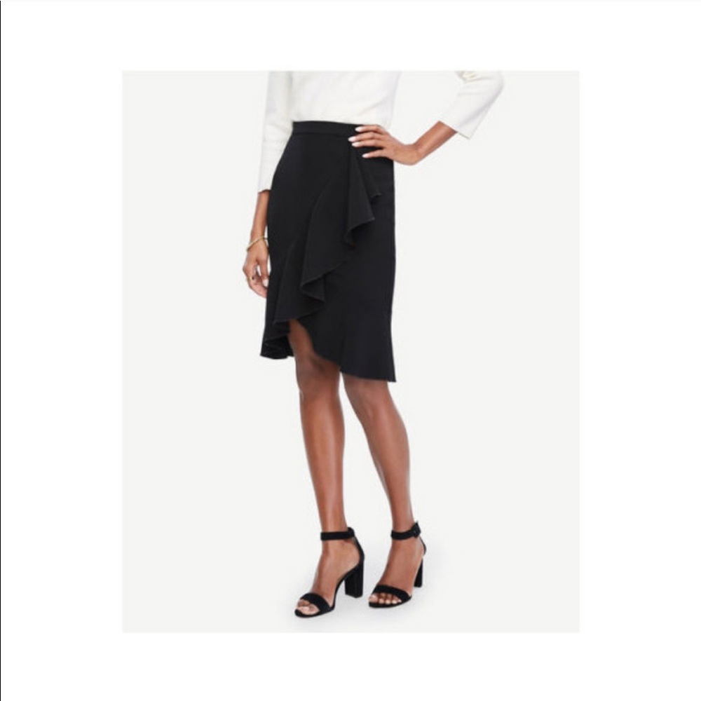 Ann Taylor - Ruffles Skirt